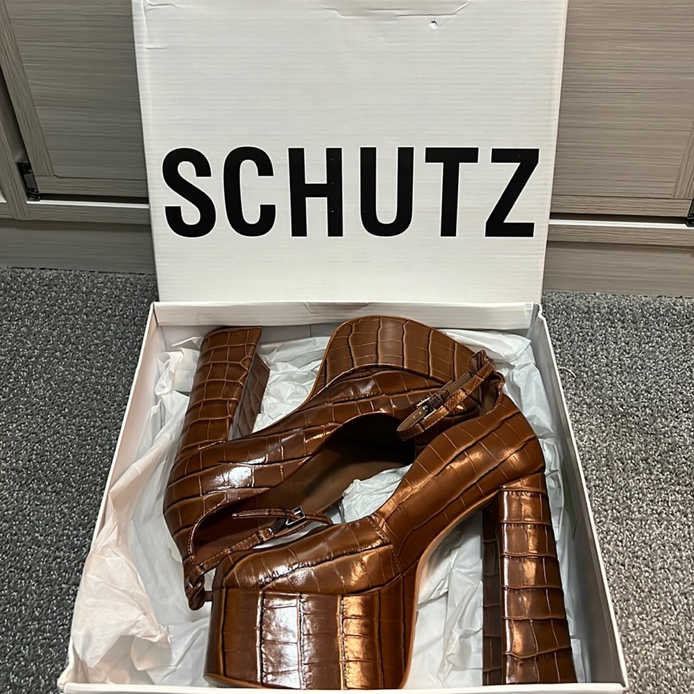 Brand new brown croc platform mary-jane pumps.